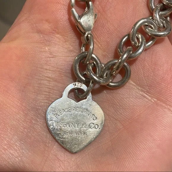 Tiffany&Co. Return to Tiffany Heart Tag Bracelet - Picture 2 of 5